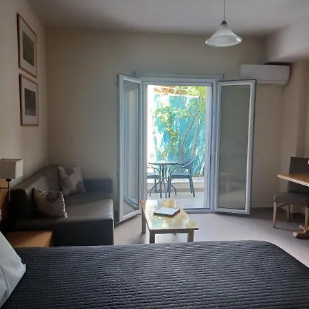 Aparthotel Estia