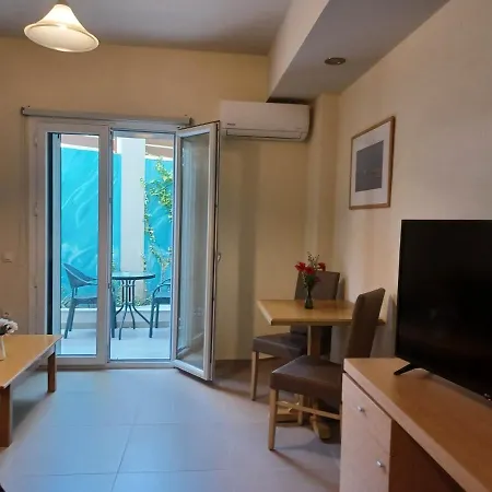 Aparthotel Estia Finikounta