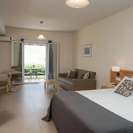 Estia 公寓式酒店 3*