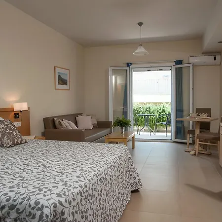Aparthotel Estia Finikounta