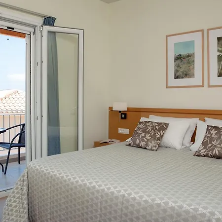 Aparthotel Estia