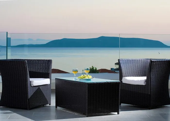 Ξενοδοχείο με διαμερίσματα Estia Φοινικούντα