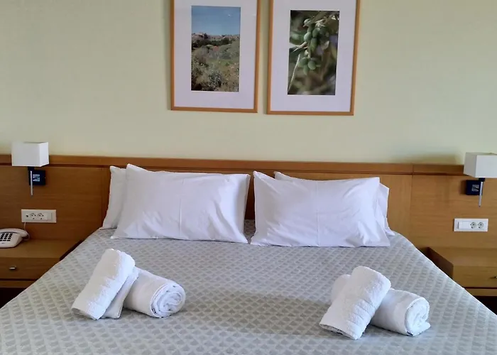 Апарт-отель Estia 3*