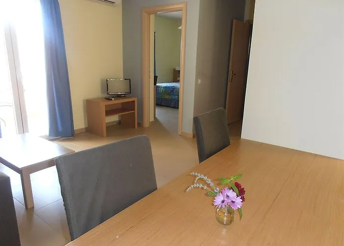 Apart Otel Estia 3*